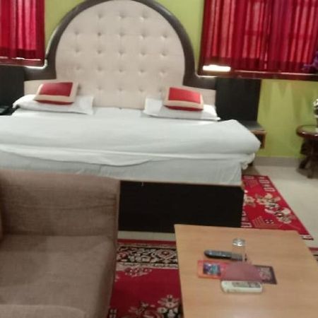 Dhaulpur Jaya Palace Hotel By Wb Inn מראה חיצוני תמונה